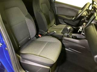 RENAULT Clio usata, con Fari LED