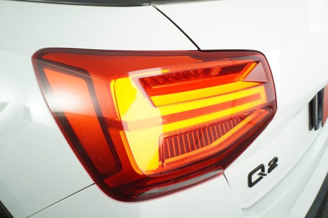 AUDI Q2 usata 9