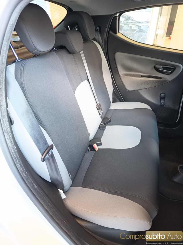 LANCIA Ypsilon usata 16