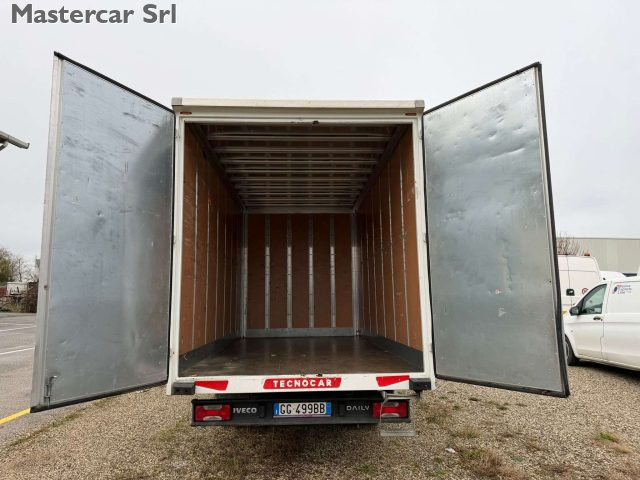 IVECO Daily usata, con Cruise Control