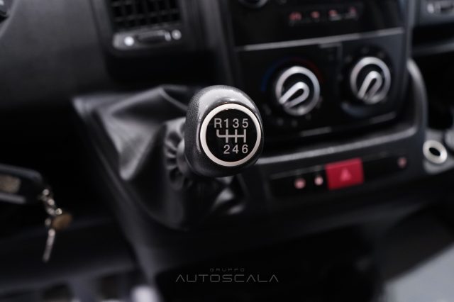 PEUGEOT Boxer usata 14
