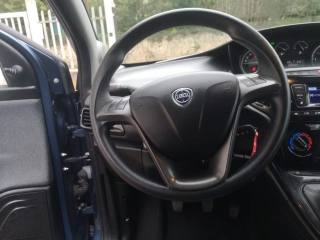 LANCIA Ypsilon usata, con Servosterzo