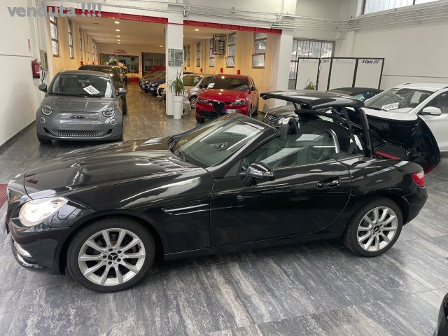 MERCEDES-BENZ SLK 200 usata, con Cerchi in lega