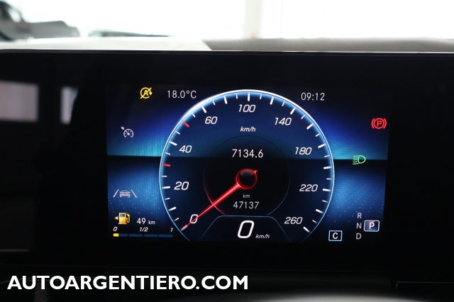 MERCEDES-BENZ GLA 200 usata, con Climatizzatore