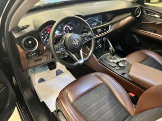 ALFA ROMEO Stelvio usata, con Fari Xenon