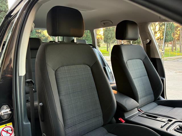 VOLKSWAGEN Passat Variant usata, con Chiusura centralizzata