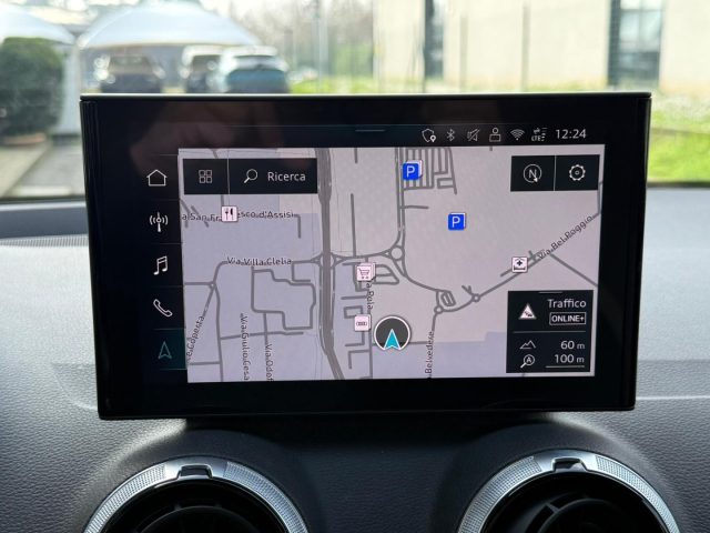 AUDI Q2 usata, con Park Distance Control