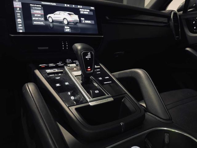 PORSCHE Cayenne usata, con Cerchi in lega