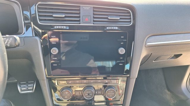 VOLKSWAGEN Golf GTI usata, con Touch screen