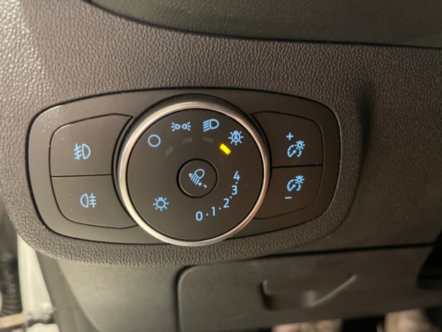 FORD Fiesta usata, con Touch screen