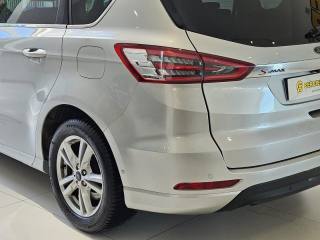 FORD S-Max usata, con Airbag
