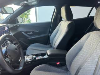 PEUGEOT 2008 usata, con MP3
