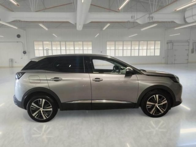 PEUGEOT 3008 usata, con Autoradio