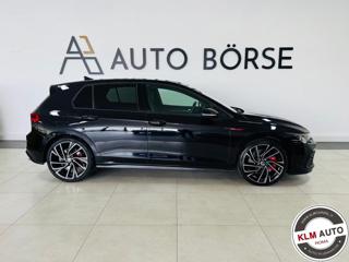 VOLKSWAGEN Golf usata, con Autoradio