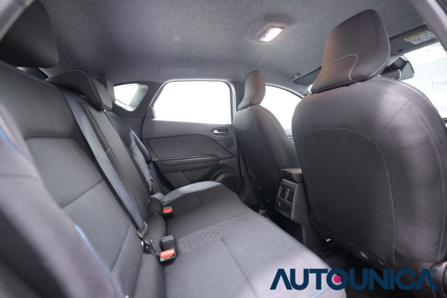 RENAULT Captur usata 42