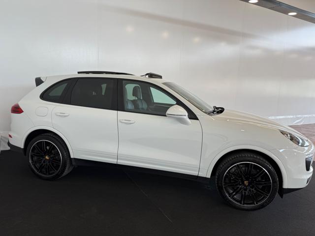 PORSCHE Cayenne usata, con Airbag Passeggero