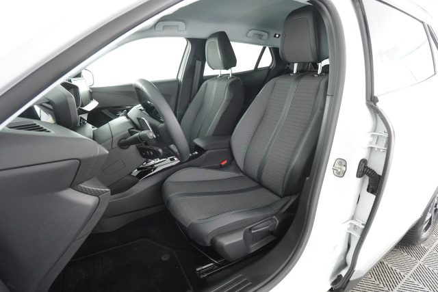 PEUGEOT 2008 usata 12