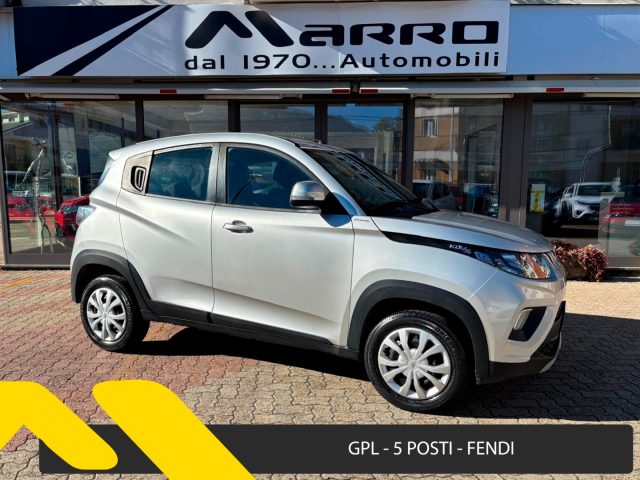 MAHINDRA KUV100 usata, con ABS