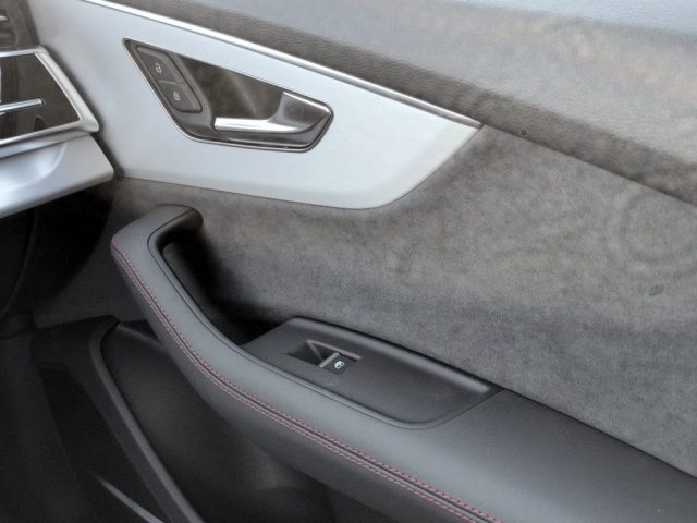 AUDI Q8 usata, con Touch screen