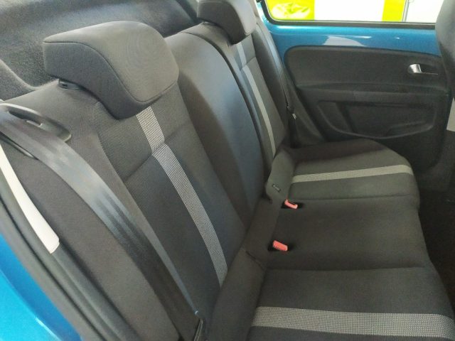 VOLKSWAGEN up! usata, con Chiusura centralizzata