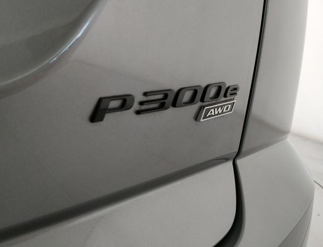 JAGUAR E-Pace usata, con Volante multifunzione