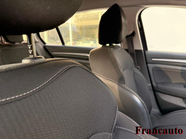 RENAULT Megane usata, con Controllo automatico clima