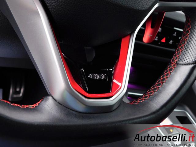 VOLKSWAGEN Golf usata, con Sound system