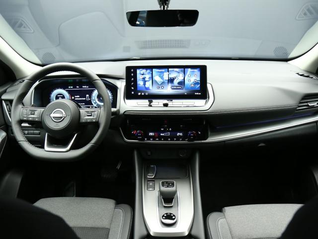 NISSAN Qashqai usata, con Controllo automatico clima