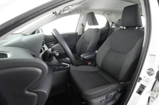 TOYOTA Yaris usata 2