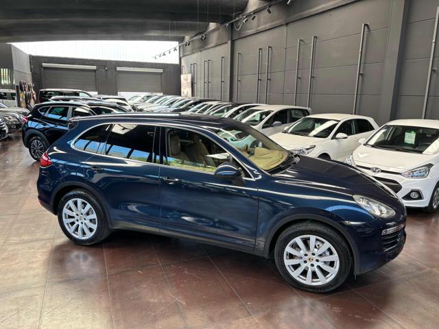 PORSCHE Cayenne usata, con Alzacristalli elettrici