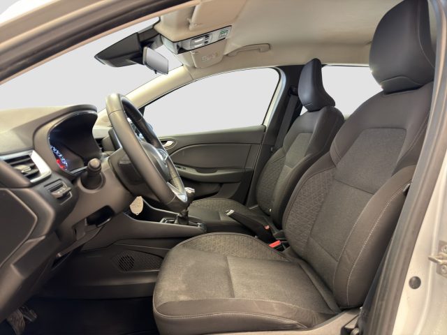 RENAULT Clio usata 9