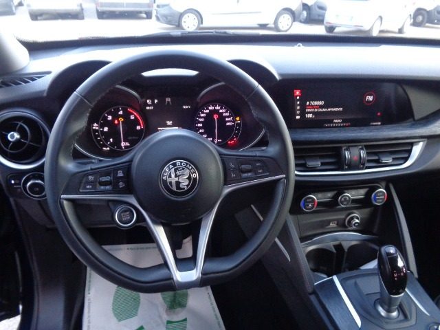 ALFA ROMEO Stelvio usata, con Airbag