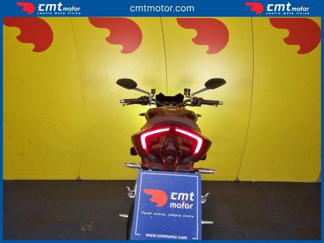DUCATI Streetfighter usata 9