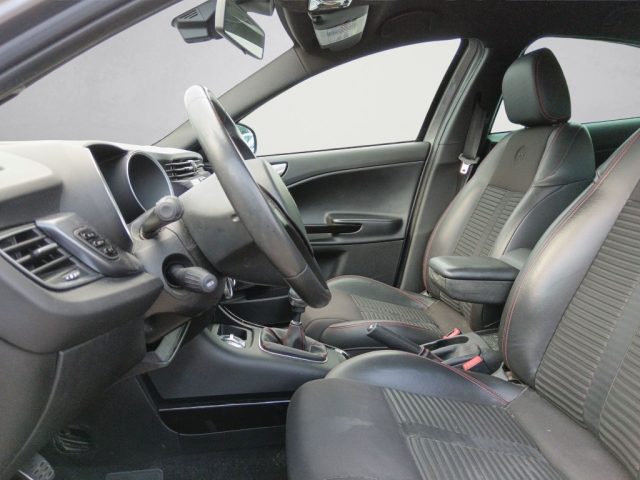 ALFA ROMEO Giulietta usata, con Autoradio