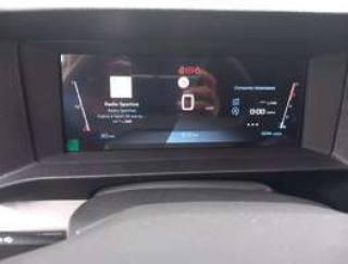 PEUGEOT Expert usata, con USB