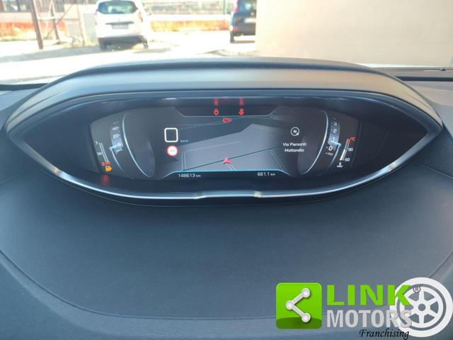 PEUGEOT 5008 usata 27
