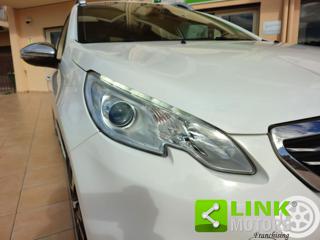 PEUGEOT 2008 usata, con Climatizzatore