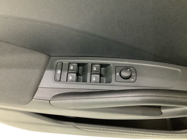 SKODA Fabia usata, con Controllo elettronico della corsia