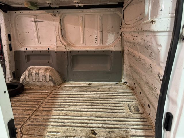 RENAULT Trafic usata, con Fendinebbia