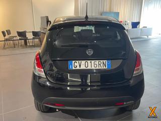 LANCIA Ypsilon usata, con Controllo trazione