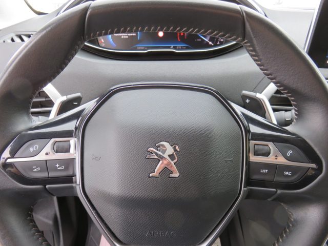 PEUGEOT 3008 usata, con Cerchi in lega
