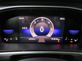 VOLKSWAGEN T-Roc usata, con Controllo trazione