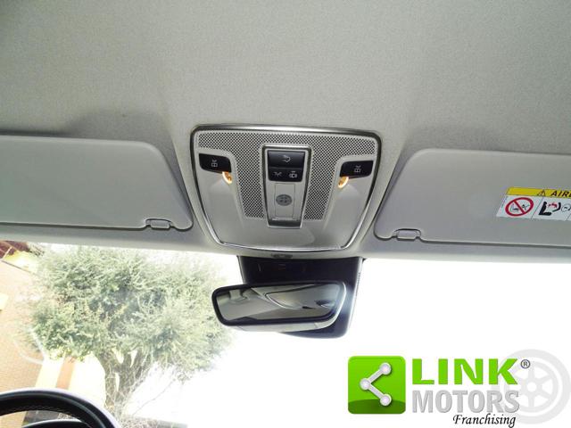 MERCEDES-BENZ GLA 180 usata, con Autoradio digitale