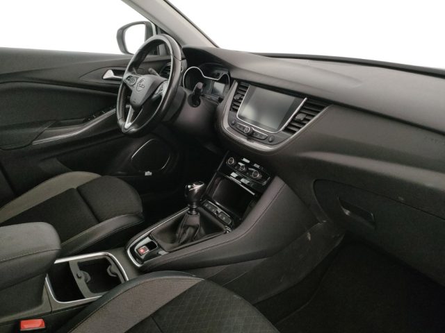 OPEL Grandland X usata, con Fendinebbia