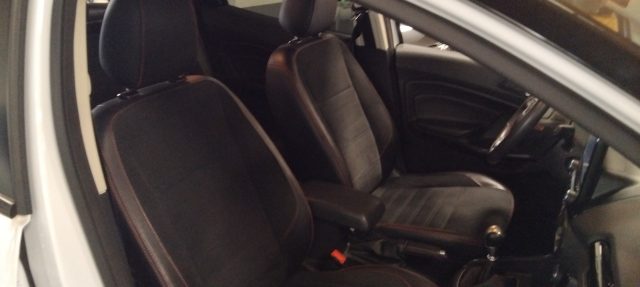 FORD EcoSport usata, con Interni in pelle