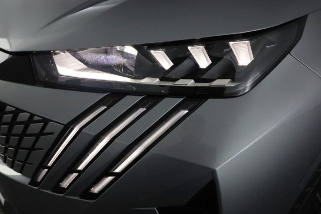 PEUGEOT 5008 usata 8