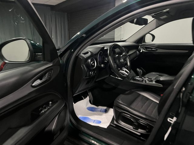 ALFA ROMEO Stelvio usata, con Autoradio