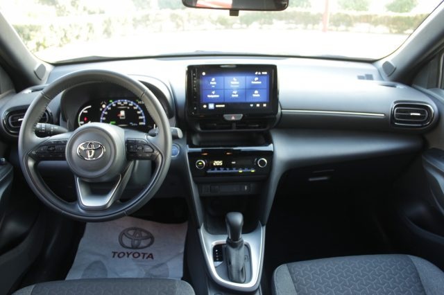 TOYOTA Yaris Cross usata, con ESP