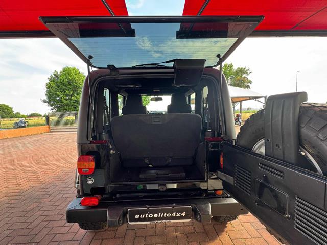 JEEP Wrangler usata, con Autoradio