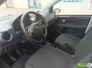 VOLKSWAGEN up! usata, con ESP